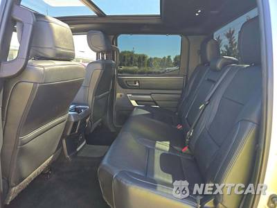 2022 Toyota Tundra Platinum Crew Cab Short Bed - zdjęcie 13 z 25 - miniatura