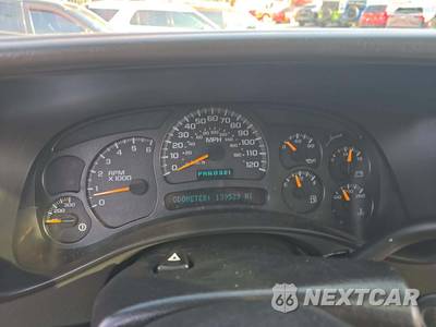 2003 Chevrolet Suburban 2500 LT 1SM - zdjęcie 9 z 33 - miniatura