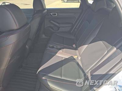 2026 Acura Integra Type S - zdjęcie 13 z 22 - miniatura