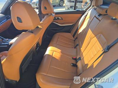2019 BMW 3 Series Sedan 330i xDrive - zdjęcie 10 z 21 - miniatura