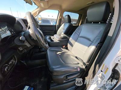 2020 Ram 5500 Cab Chassis Tradesman Crew Cab DRW - zdjęcie 3 z 25 - miniatura