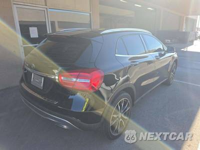 2016 Mercedes-Benz GLA 250 - zdjęcie 3 z 28 - miniatura