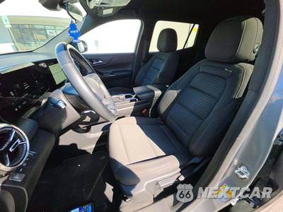 2025 Chevrolet Equinox LT 2LT - zdjęcie 3 z 25 - miniatura