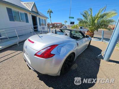 2010 Nissan 370Z Touring Convertible - zdjęcie 3 z 24 - miniatura