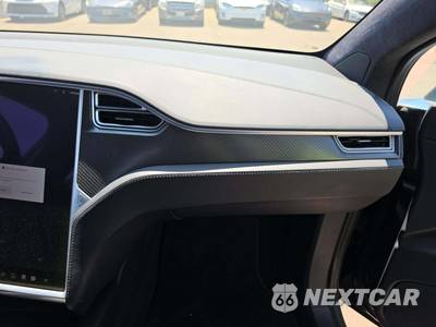2018 Tesla Model X 75D - zdjęcie 17 z 37 - miniatura