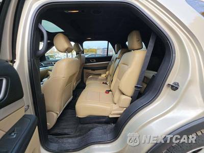 2017 Ford Explorer XLT - zdjęcie 10 z 29 - miniatura