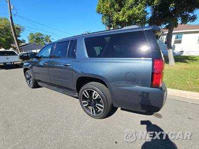 2020 Chevrolet Suburban 1500 Premier 1LZ - zdjęcie 2 z 35 - miniatura