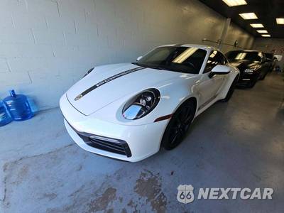 2020 Porsche 911 Carrera