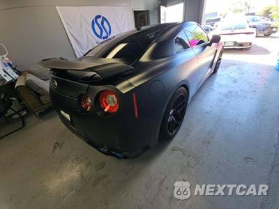 2013 Nissan GT-R Premium - zdjęcie 3 z 33 - miniatura