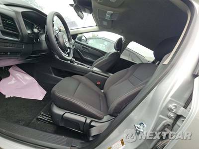 2024 Nissan Rogue S - zdjęcie 6 z 26 - miniatura