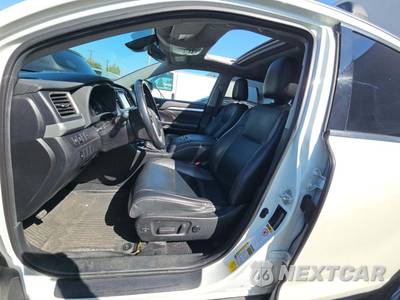 2019 Toyota Highlander XLE - zdjęcie 6 z 34 - miniatura