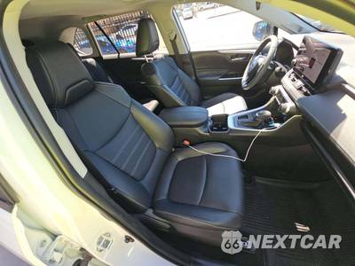 2024 Toyota RAV4 XLE Premium - zdjęcie 15 z 26 - miniatura