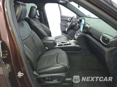 2020 Ford Explorer ST - zdjęcie 19 z 28 - miniatura