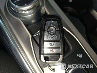2020 Ford Explorer ST - zdjęcie 8 z 28 - miniatura