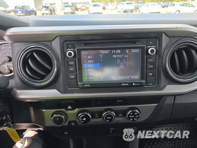 2017 Toyota Tacoma SR5 Crew Cab Medium Bed - zdjęcie 10 z 26 - miniatura