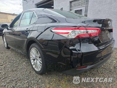 2019 Toyota Camry XLE - zdjęcie 2 z 27 - miniatura
