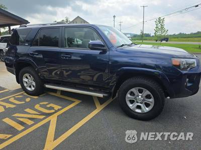 2019 Toyota 4Runner SR5 - zdjęcie 4 z 23 - miniatura