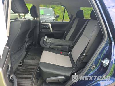 2019 Toyota 4Runner SR5 - zdjęcie 13 z 23 - miniatura