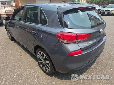 2019 Hyundai Elantra GT Hatchback - zdjęcie 2 z 34 - miniatura