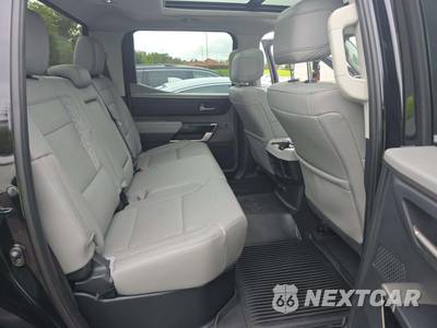 2023 Toyota Tundra Limited Crew Cab Medium Bed - zdjęcie 16 z 27 - miniatura