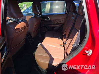 2025 Mitsubishi Outlander SEL - zdjęcie 12 z 22 - miniatura