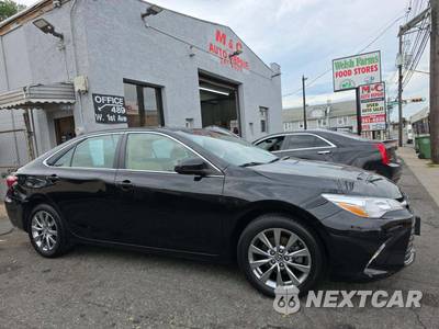 2015 Toyota Camry XLE - zdjęcie 4 z 27 - miniatura