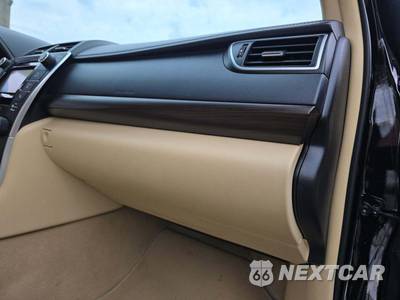 2015 Toyota Camry XLE - zdjęcie 19 z 27 - miniatura