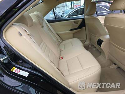 2015 Toyota Camry XLE - zdjęcie 16 z 27 - miniatura