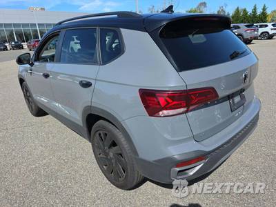 2024 Volkswagen Taos SE Black - zdjęcie 2 z 22 - miniatura