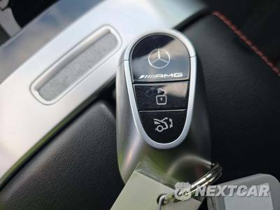 2023 Mercedes-Benz AMG C 43 4MATIC Sedan - zdjęcie 8 z 22 - miniatura