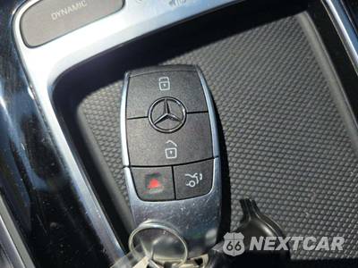 2025 Mercedes-Benz GLB 250 4MATIC - zdjęcie 8 z 25 - miniatura