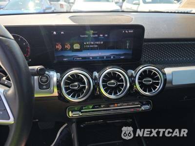 2025 Mercedes-Benz GLB 250 4MATIC - zdjęcie 10 z 25 - miniatura