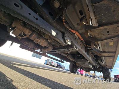 2026 Ford Super Duty F-250 Lariat Crew Cab Medium Bed - zdjęcie 4 z 28 - miniatura
