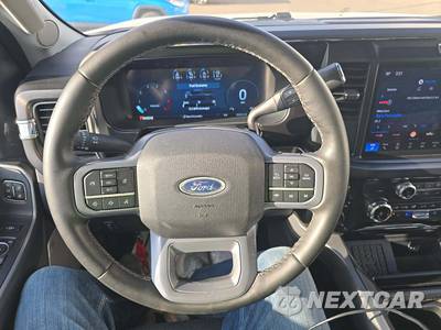 2026 Ford Super Duty F-250 Lariat Crew Cab Medium Bed - zdjęcie 22 z 28 - miniatura