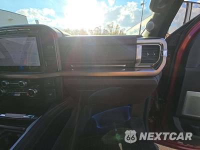 2024 Ford Super Duty F-350 King Ranch Crew Cab Medium Bed - zdjęcie 16 z 38 - miniatura