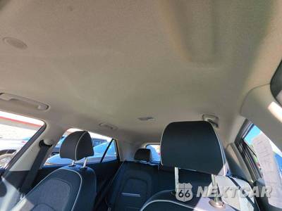 2024 Hyundai Venue Limited - zdjęcie 11 z 20 - miniatura
