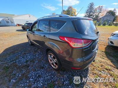 2015 Ford Escape Titanium - zdjęcie 2 z 20 - miniatura