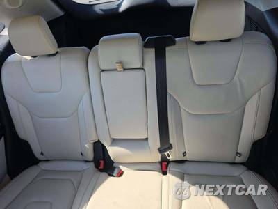 2022 Ford Edge Titanium - zdjęcie 13 z 21 - miniatura