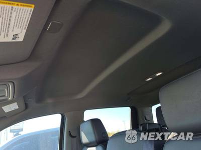 2022 Chevrolet Silverado 1500 LTD WT Crew Cab Short Bed 1WT - zdjęcie 11 z 20 - miniatura