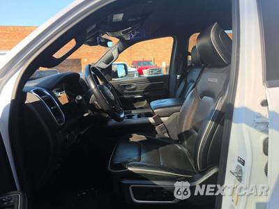2024 Ram 1500 Laramie Crew Cab Short Bed - zdjęcie 6 z 20 - miniatura