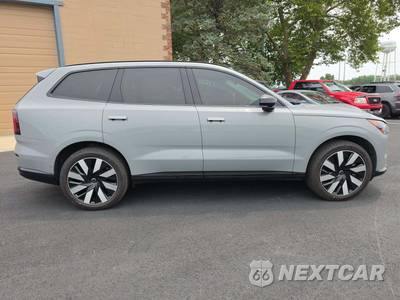 2025 Volvo EX90 Twin Motor Plus 7-Passenger - zdjęcie 4 z 21 - miniatura