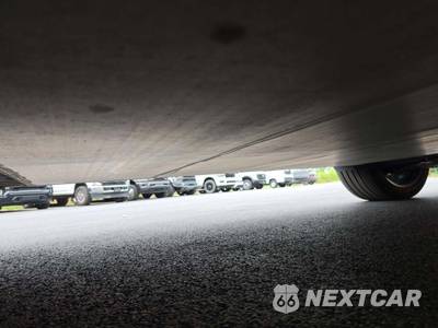 2025 Volvo EX90 Twin Motor Plus 7-Passenger - zdjęcie 7 z 21 - miniatura
