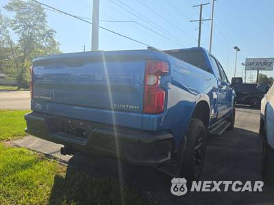 2022 Chevrolet Silverado 1500 Custom Trail Boss Crew Cab Medium Bed 2CX - zdjęcie 3 z 30 - miniatura