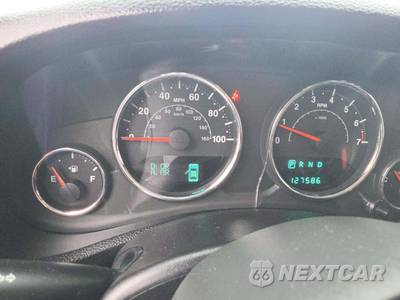 2013 Jeep Wrangler Unlimited Freedom Edition - zdjęcie 9 z 22 - miniatura