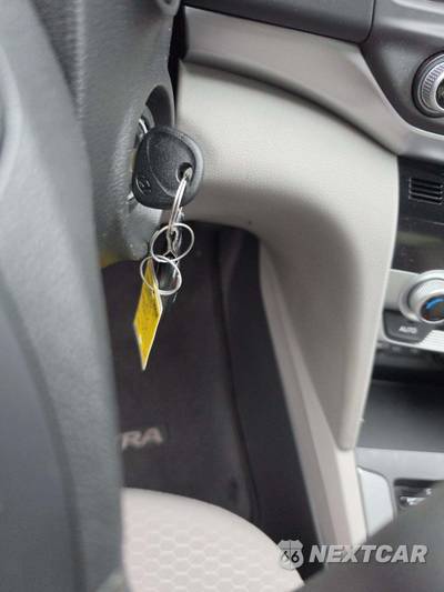 2020 Hyundai Elantra SE Sedan - zdjęcie 8 z 21 - miniatura
