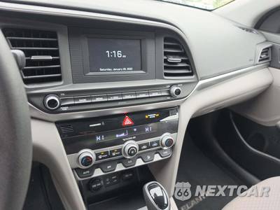 2020 Hyundai Elantra SE Sedan - zdjęcie 10 z 21 - miniatura