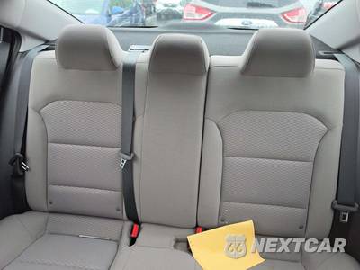 2020 Hyundai Elantra SE Sedan - zdjęcie 13 z 20 - miniatura