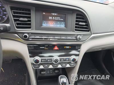 2020 Hyundai Elantra SE Sedan - zdjęcie 10 z 21 - miniatura