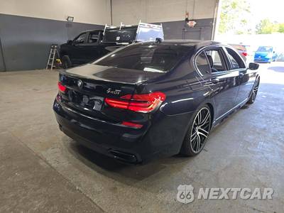 2017 BMW 7 Series Sedan 740i - zdjęcie 3 z 29 - miniatura
