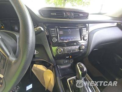 2021 Nissan Rogue Sport S - zdjęcie 10 z 26 - miniatura
